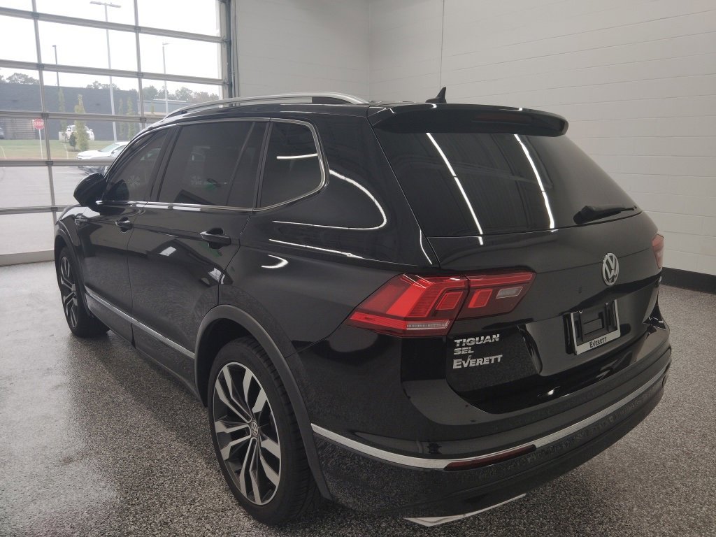 Used 2020 Volkswagen Tiguan SEL Premium R-Line w/ 3rd Row Seat Package image 7