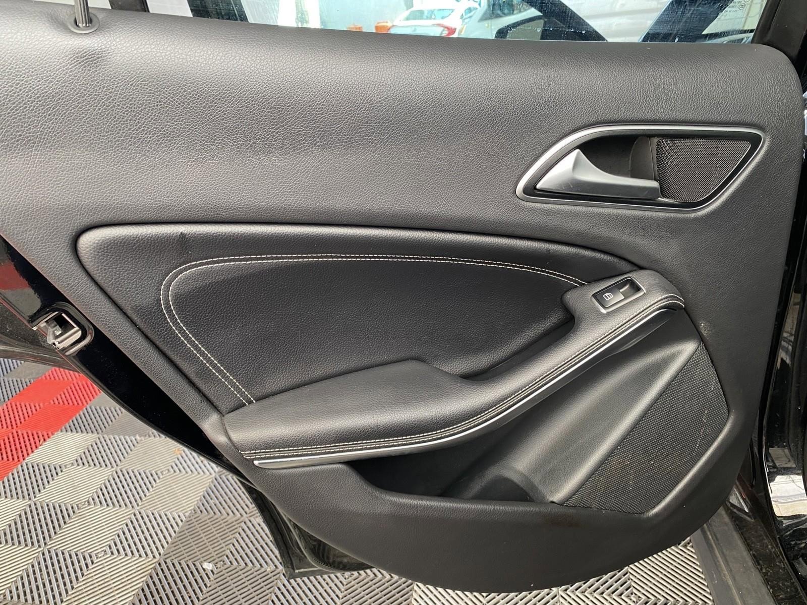 Used 2017 Mercedes-Benz GLA 250 4MATIC image 18