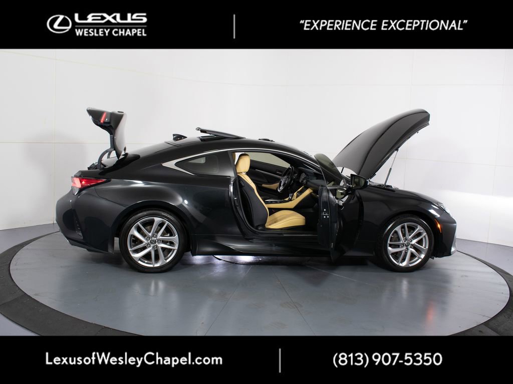 Used 2022 Lexus RC 300 w/ Accessory Package RWD image 18