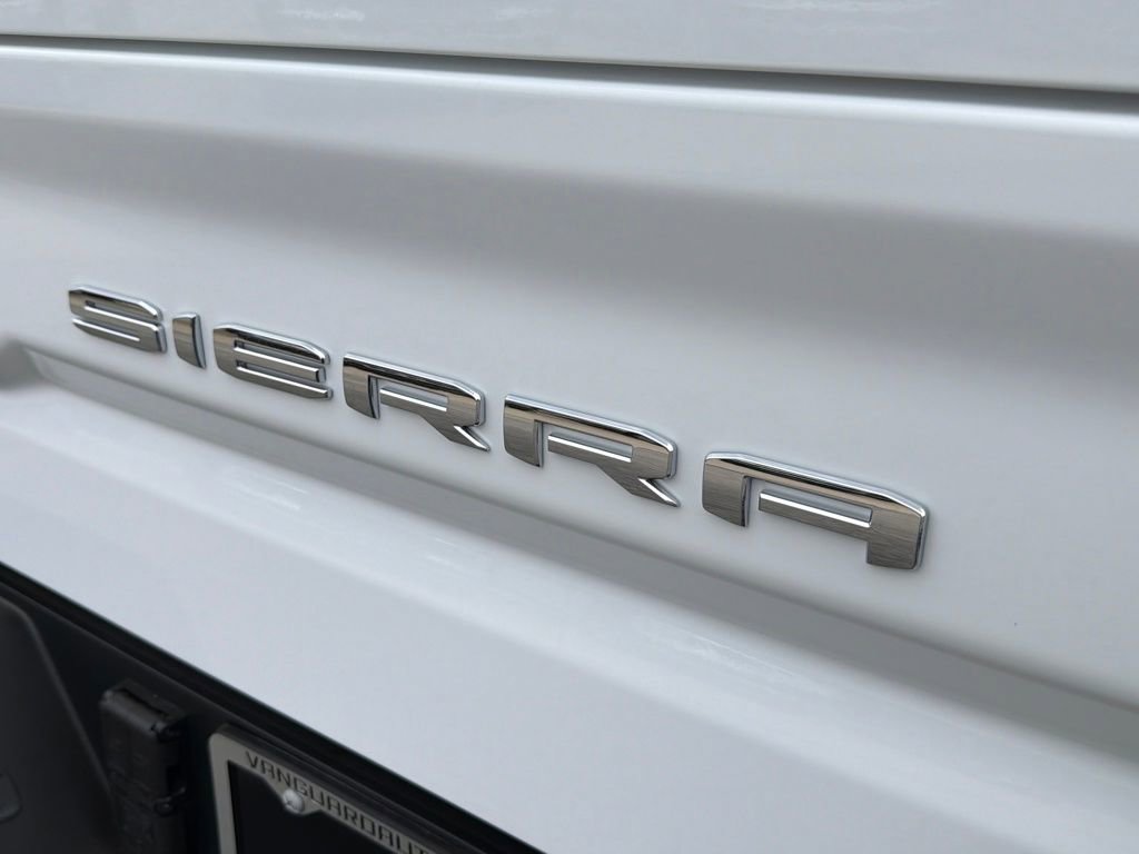 New 2026 GMC Sierra 1500 AT4 AWD/4WD image 8