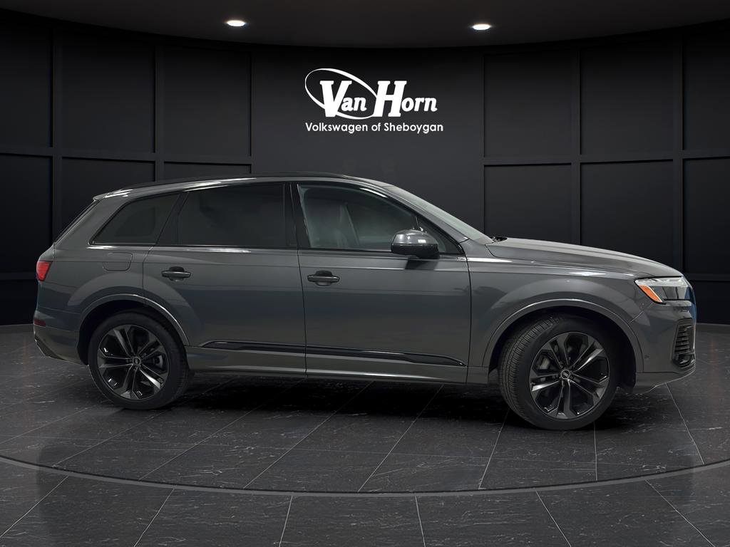 Used 2025 Audi Q7 3.0T Premium Plus w/ Premium Plus Package AWD/4WD image 8