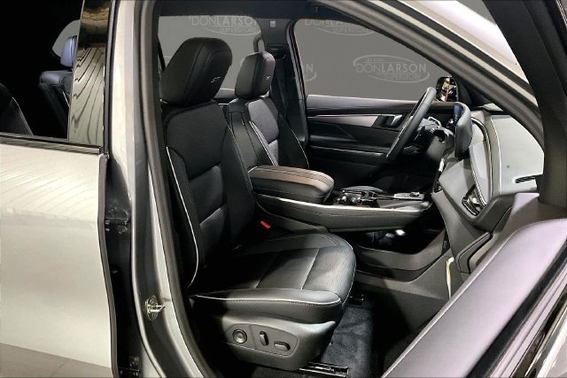 New 2026 Buick Enclave Sport Touring w/ LPO, All-Weather Package FWD image 13