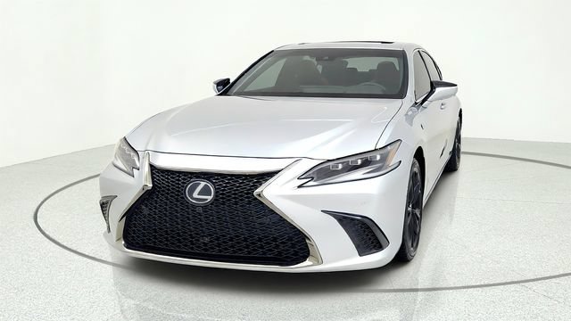 Used 2024 Lexus ES 350 F Sport w/ Accessory Package (Z2) FWD image 3
