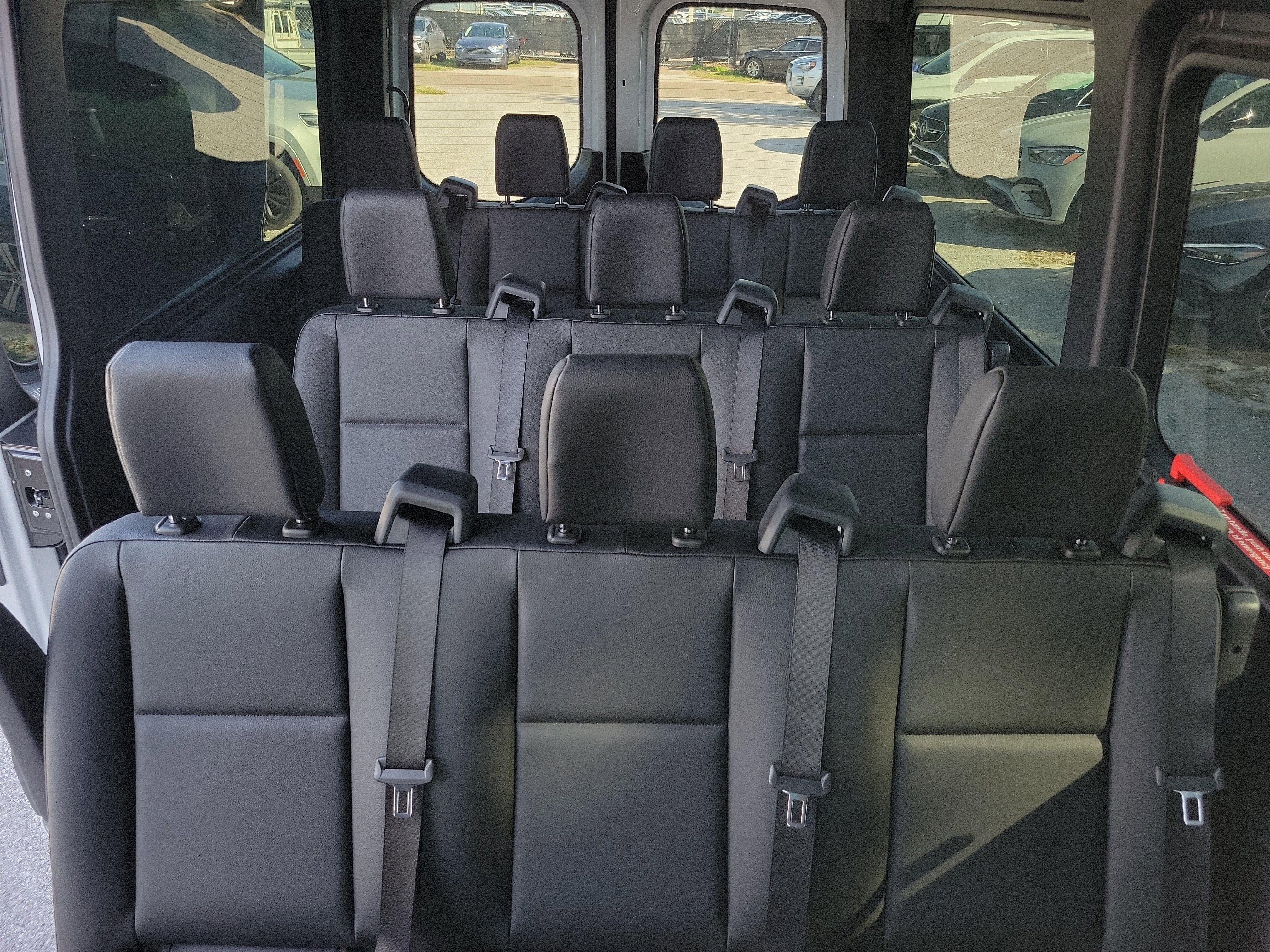 Used 2025 Mercedes-Benz Sprinter 2500 image 18