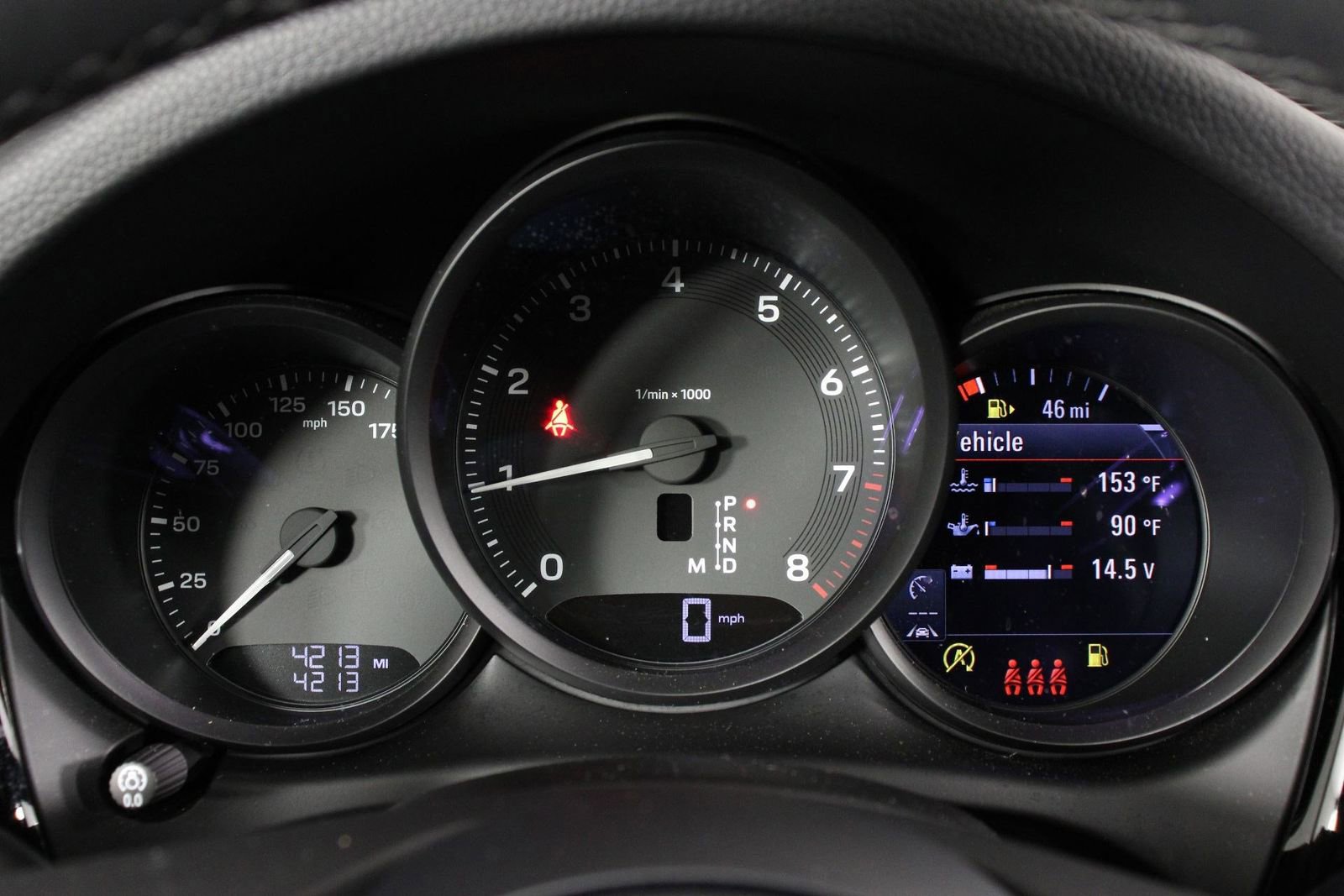 Certified 2026 Porsche Macan image 16