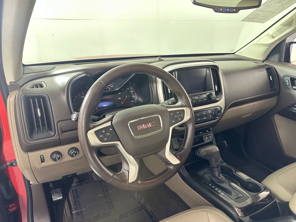 Used 2015 GMC Canyon SLT w/ Driver Alert Package AWD/4WD image 17