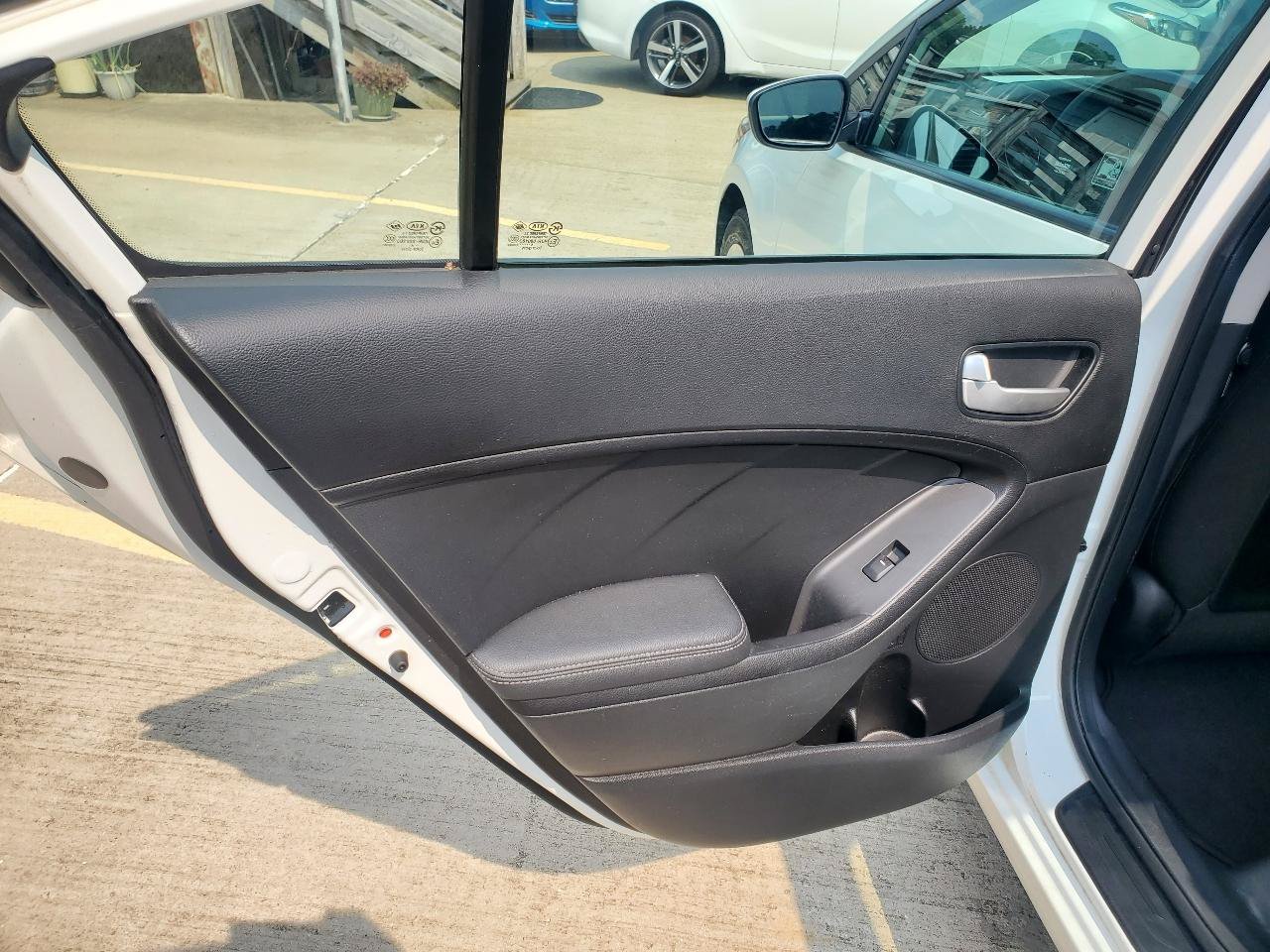 Used 2017 Kia Forte LX FWD image 13