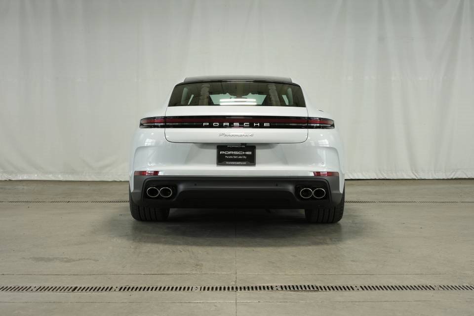 New 2025 Porsche Panamera 4 image 6
