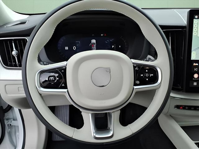 New 2026 Volvo XC60 B5 Ultra w/ Protection Package Premier AWD/4WD image 17
