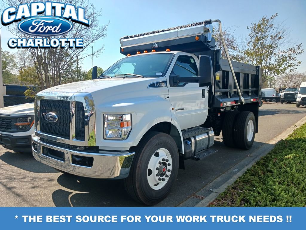 New 2027 Ford F750 2WD Regular Cab Super Duty image 1