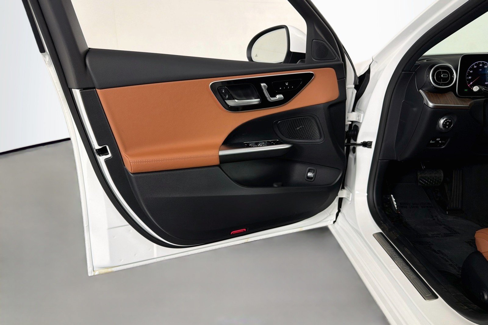 New 2026 Mercedes-Benz C 300 4MATIC Sedan image 20