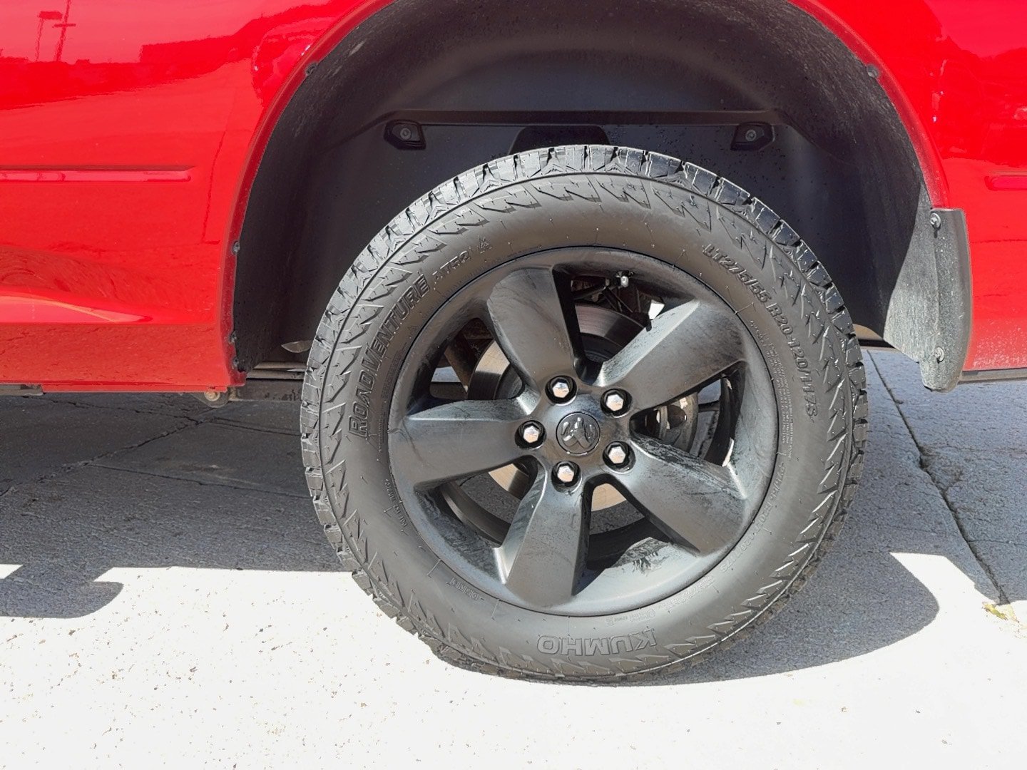 Used 2021 RAM 1500 Express w/ Express Value Package AWD/4WD image 11