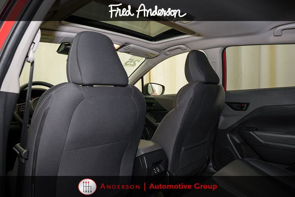 Used 2025 Subaru Crosstrek 2.0i Premium AWD/4WD image 9