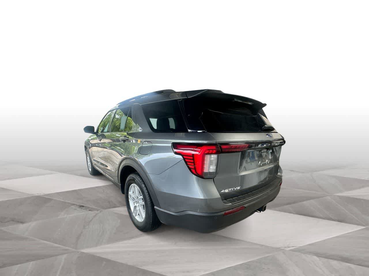 Used 2026 Ford Explorer Active RWD image 6