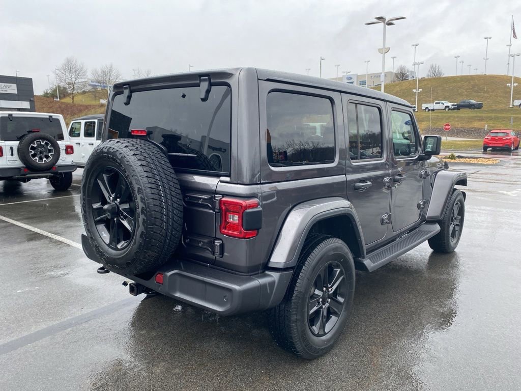 Used 2022 Jeep Wrangler Unlimited Sahara image 3