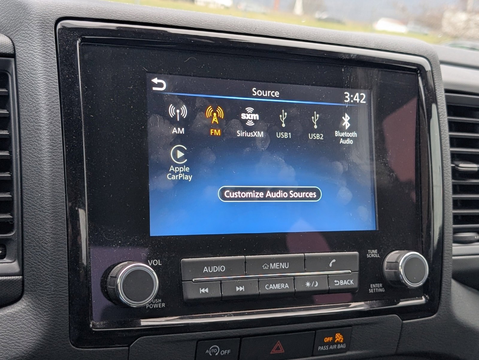 Used 2023 Nissan Frontier S w/ Technology Package image 8