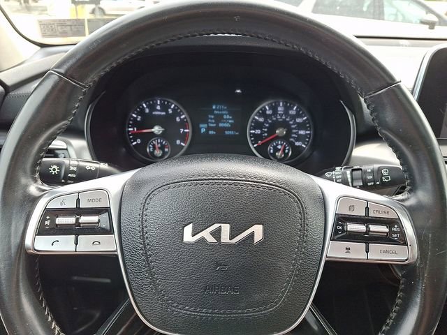 Certified 2022 Kia Telluride S image 19