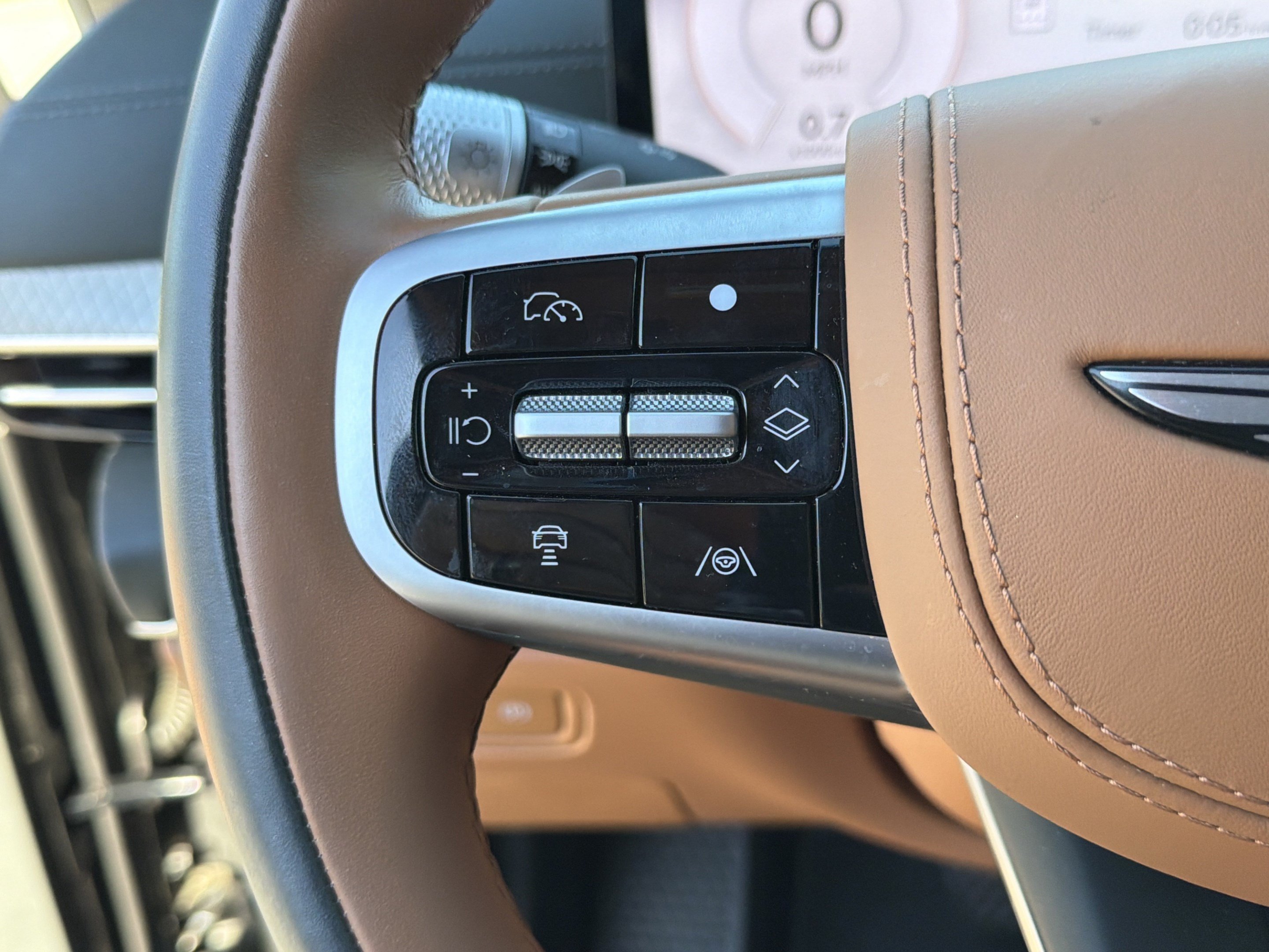 Used 2025 Genesis GV80 3.5T Prestige AWD/4WD image 24