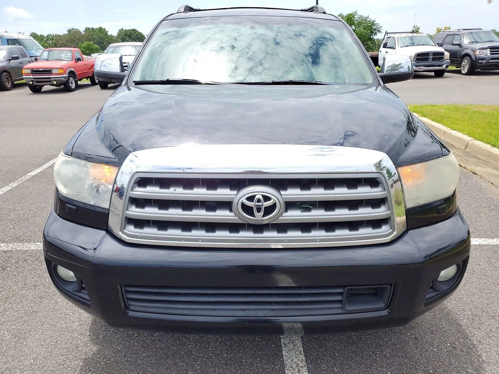 Used 2008 Toyota Sequoia Platinum RWD image 3