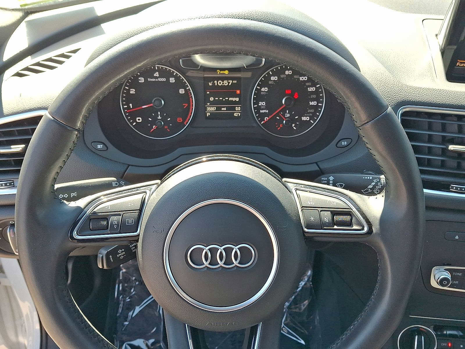 Used 2018 Audi Q3 2.0T Premium Plus w/ Premium Plus Package image 16