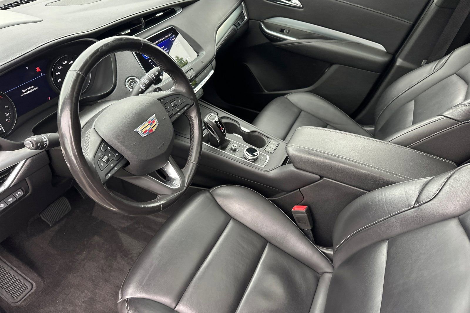 Used 2019 Cadillac XT4 Premium Luxury w/ Technology Package image 10