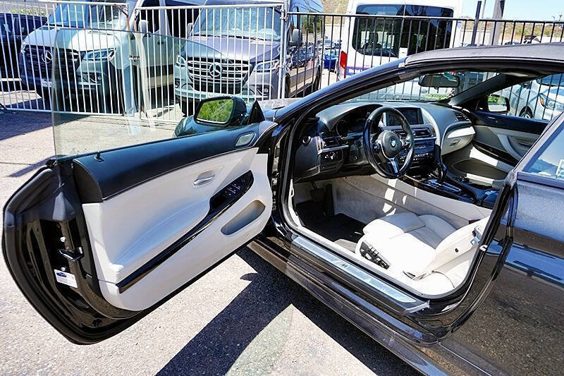 Used 2015 BMW 640i Convertible RWD image 30