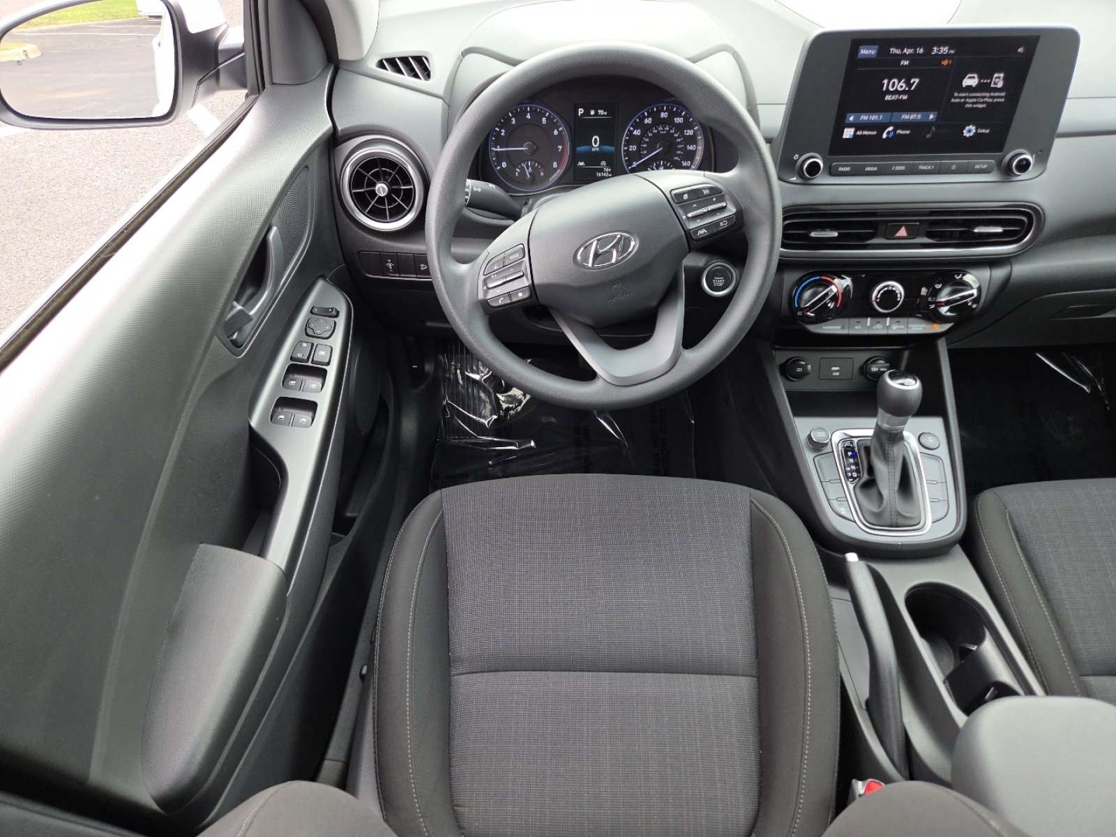 Used 2023 Hyundai Kona SEL image 28