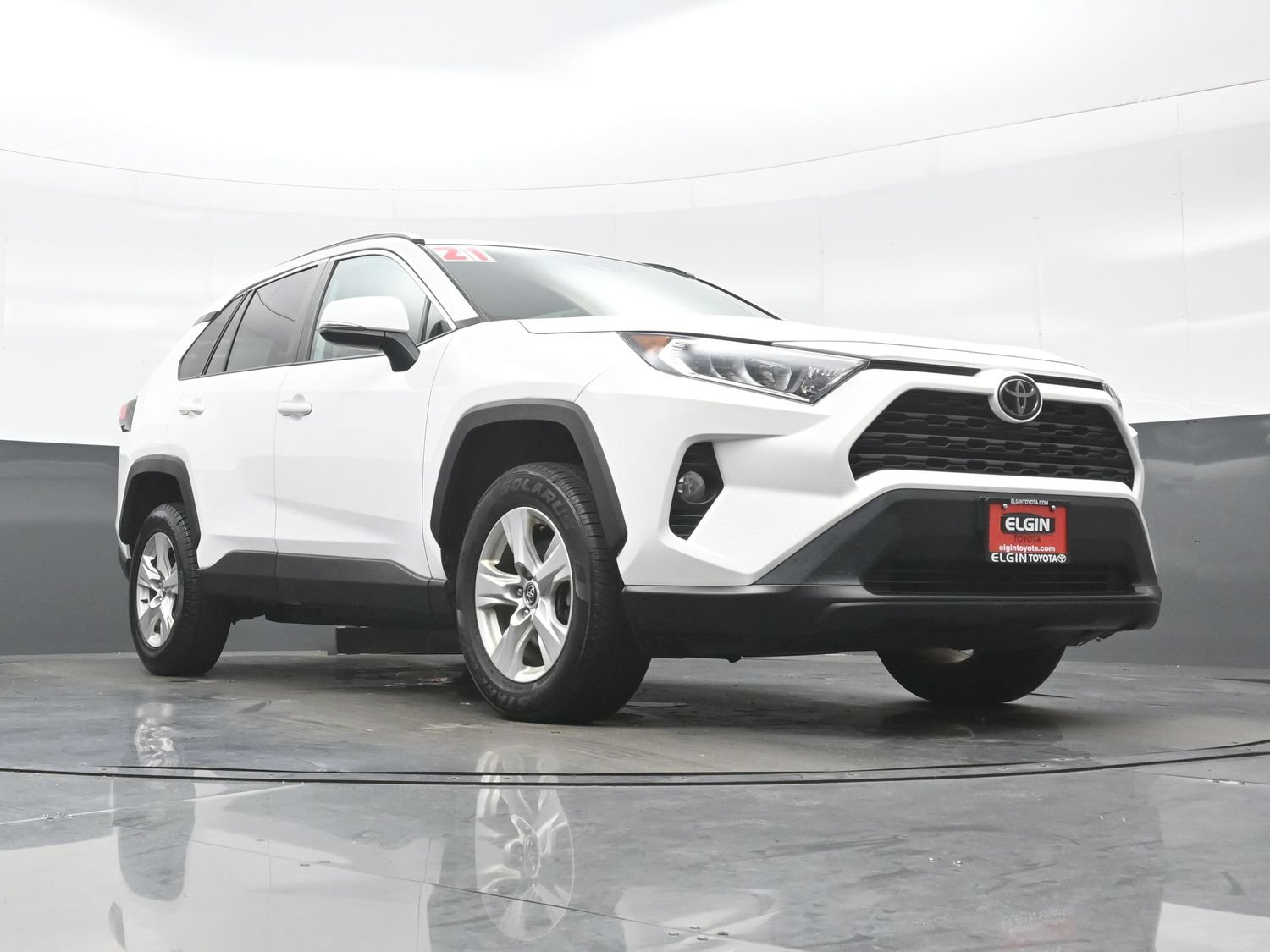 Used 2021 Toyota RAV4 XLE AWD/4WD image 24