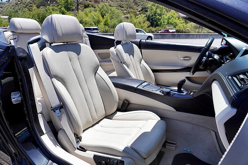 Used 2015 BMW 640i Convertible RWD image 13