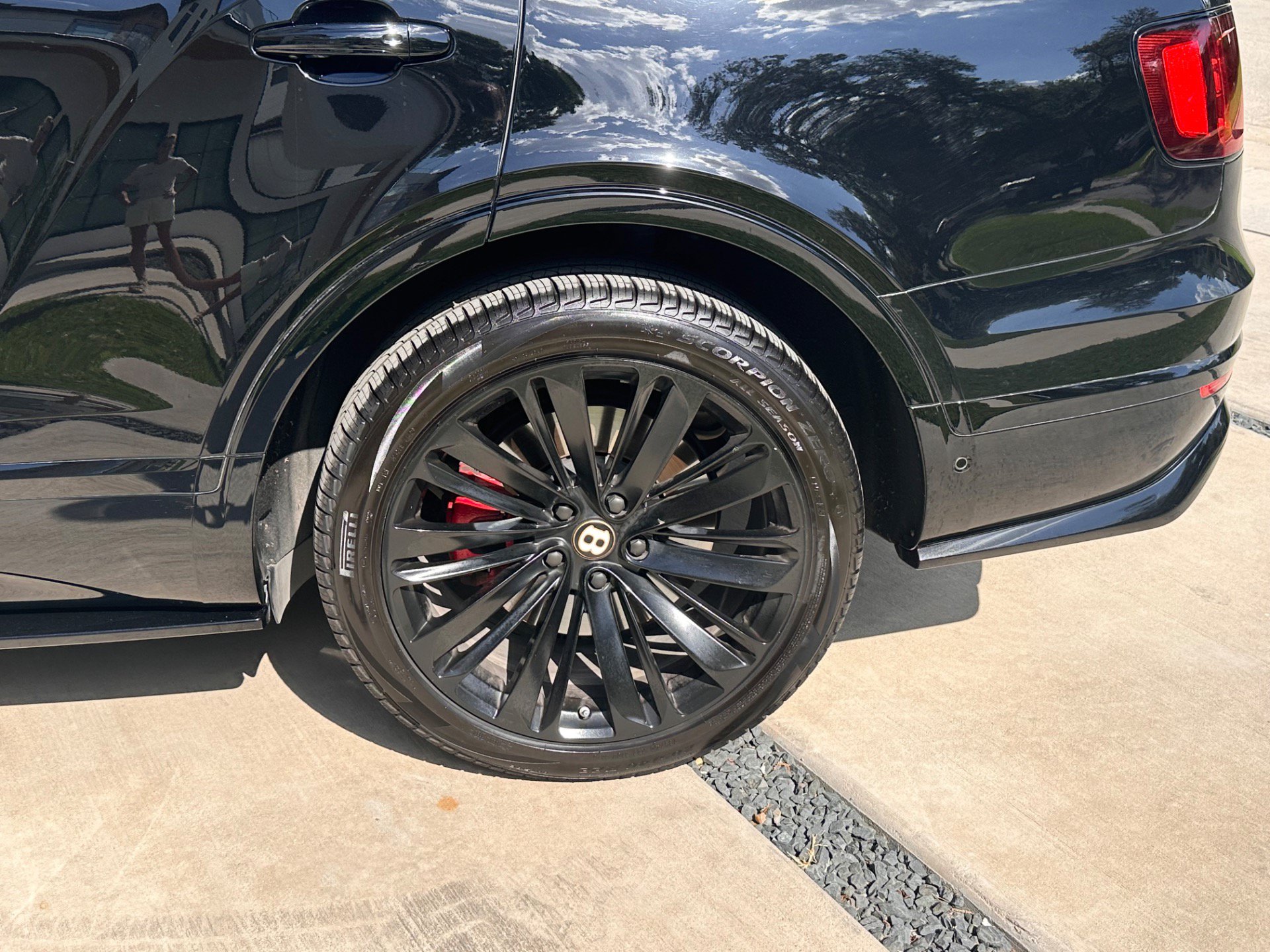 Used 2020 Bentley Bentayga Speed AWD/4WD image 11