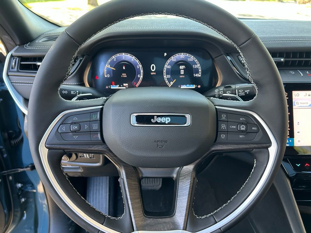 New 2026 Jeep Grand Cherokee Limited image 17