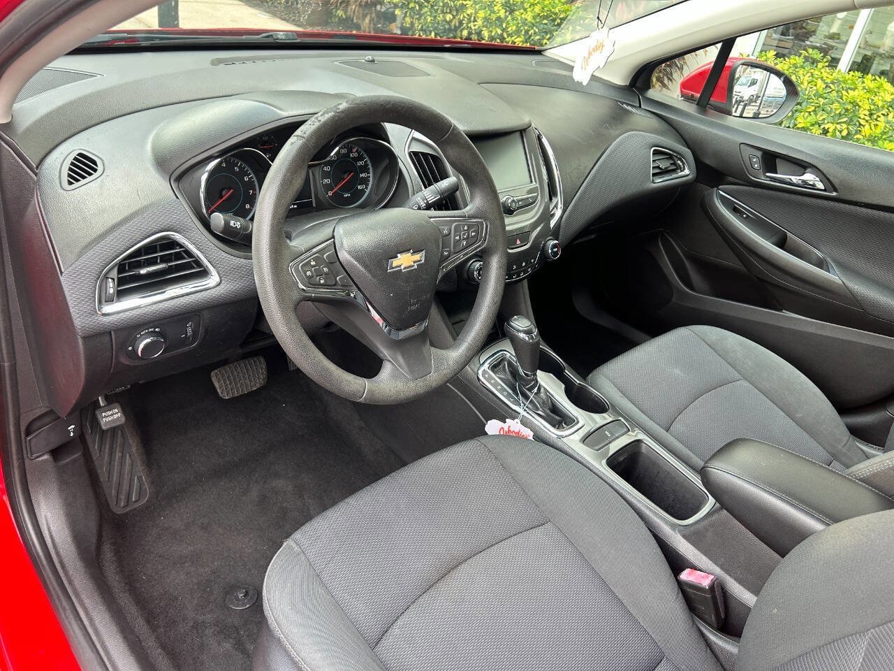 Used 2018 Chevrolet Cruze LT w/ LT Fleet Convenience Package image 7