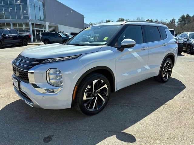 Used 2022 Mitsubishi Outlander SEL image 7