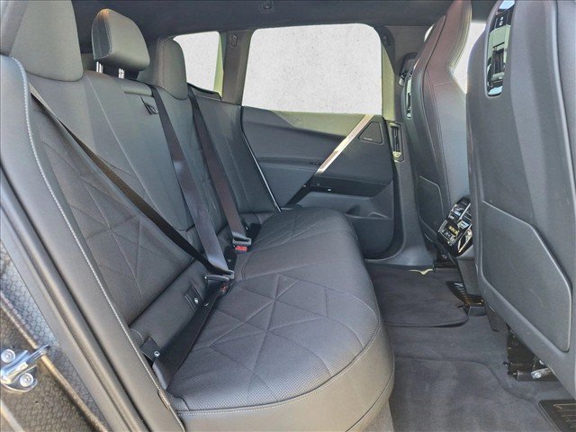 Used 2026 BMW iX xDrive60 AWD/4WD image 21
