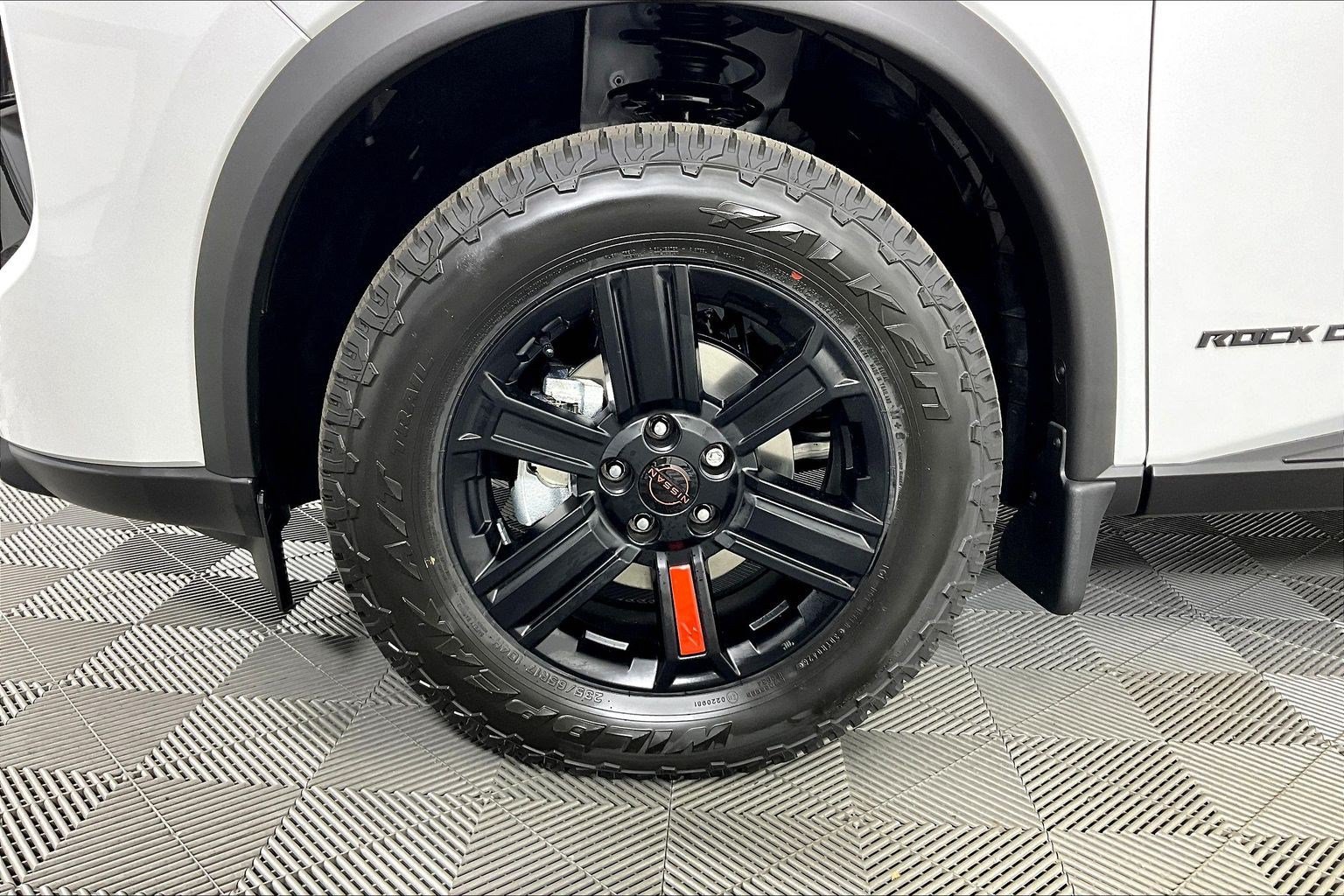 New 2026 Nissan Rogue SV w/ Rock Creek Premium Package AWD/4WD image 23