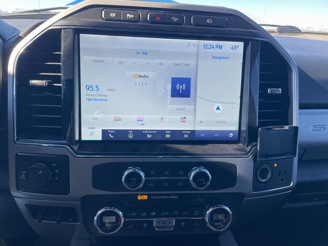 Used 2022 Ford F250 Lariat w/ Lariat Value Package AWD/4WD image 13