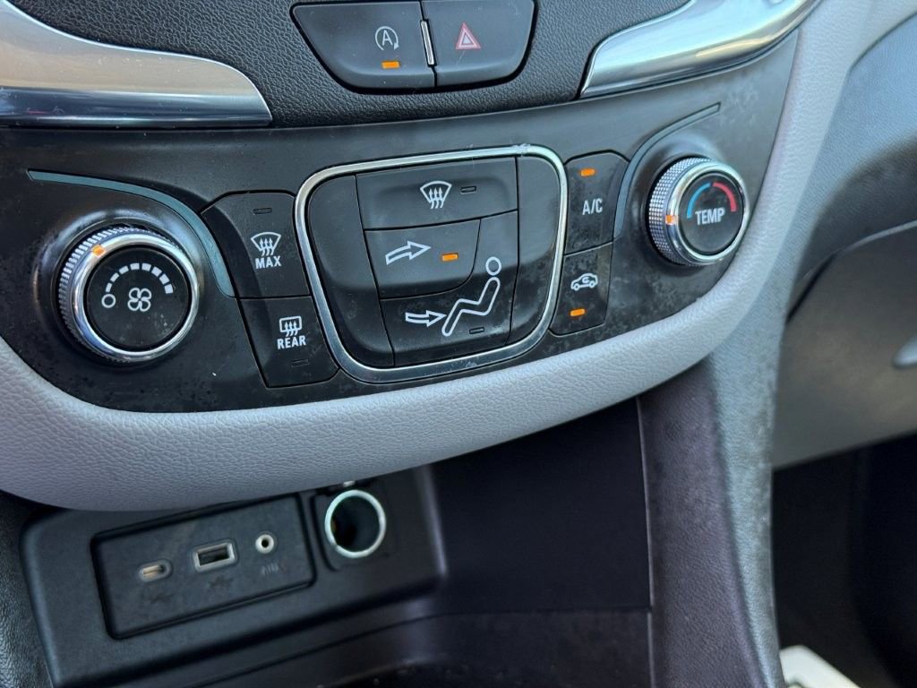 Used 2024 Chevrolet Equinox LS AWD/4WD image 26