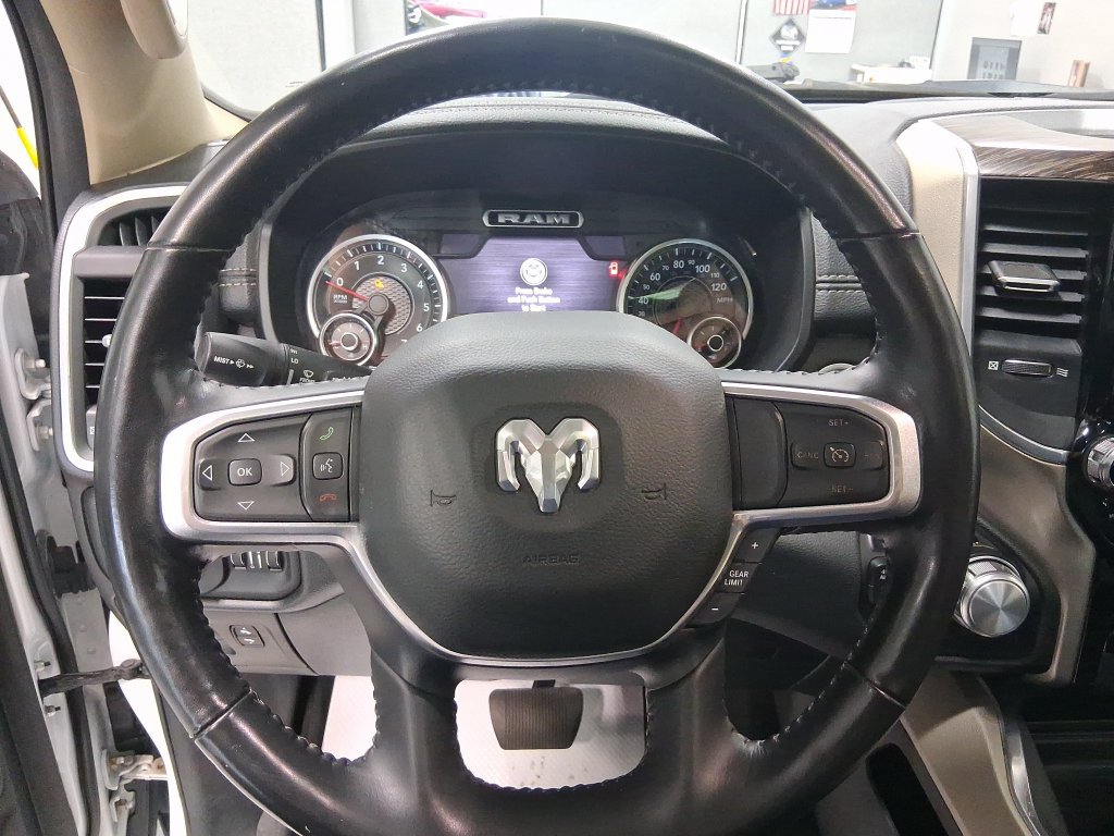 Used 2020 RAM 1500 Laramie AWD/4WD image 19