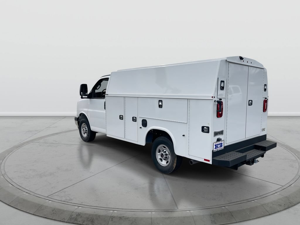 New 2025 GMC Savana 3500 w/ Power Convenience Package RWD image 6