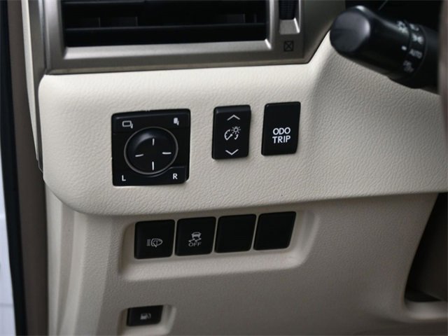 Used 2017 Lexus GX 460 image 21