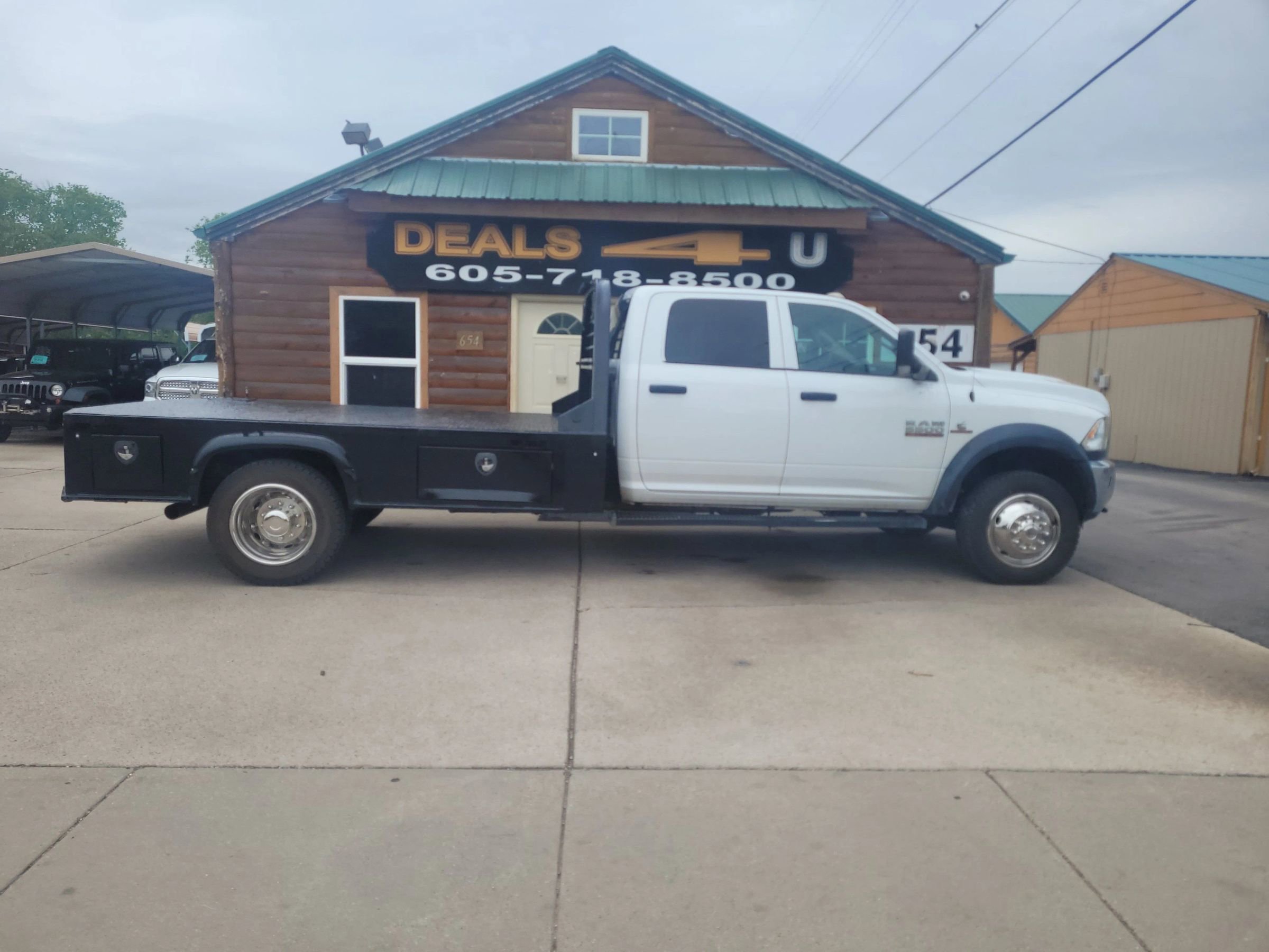 Used 2018 RAM 5500 Tradesman w/ Ambulance Prep Group AWD/4WD image 2
