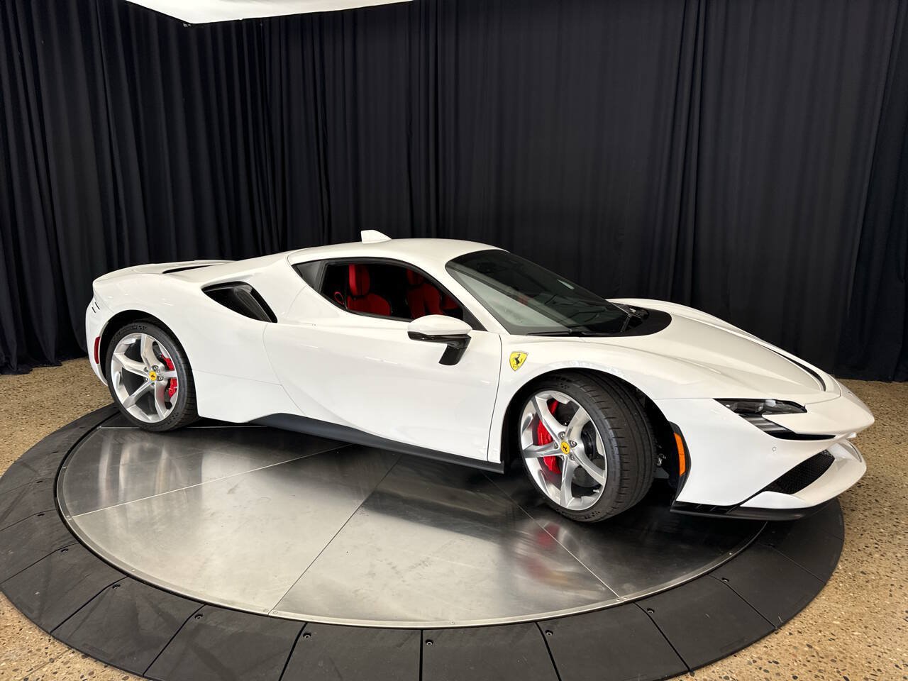 Used 2023 Ferrari SF90 Stradale AWD/4WD image 11