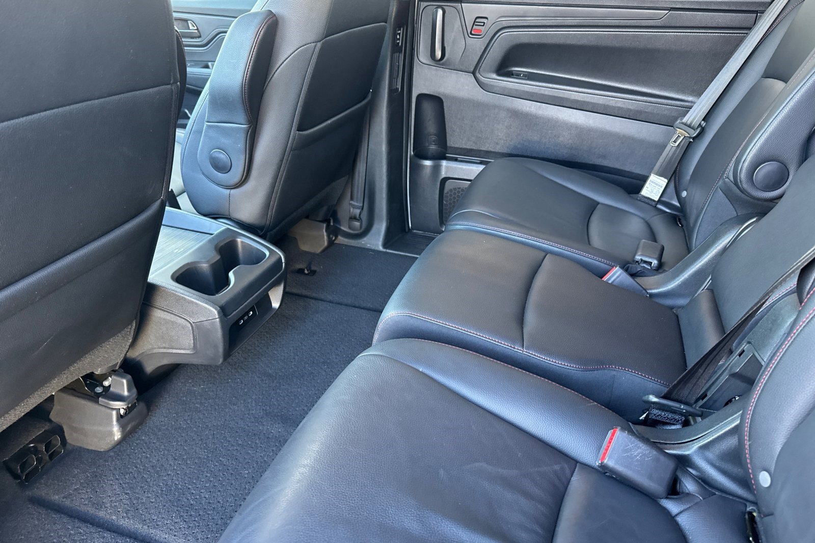 Used 2025 Honda Odyssey Sport-L image 25