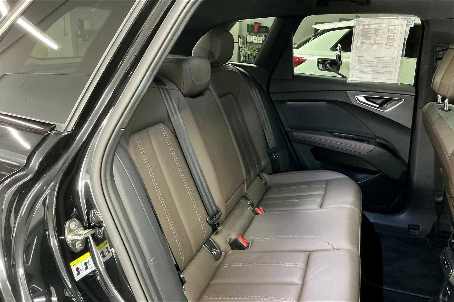 Used 2023 Audi Q4 e-tron Premium w/ Convenience Package image 29