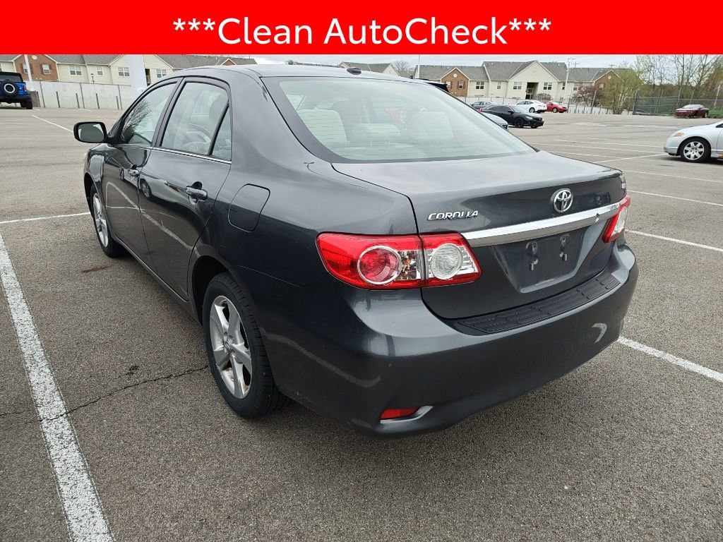 Used 2013 Toyota Corolla LE w/ Premium Pkg image 4