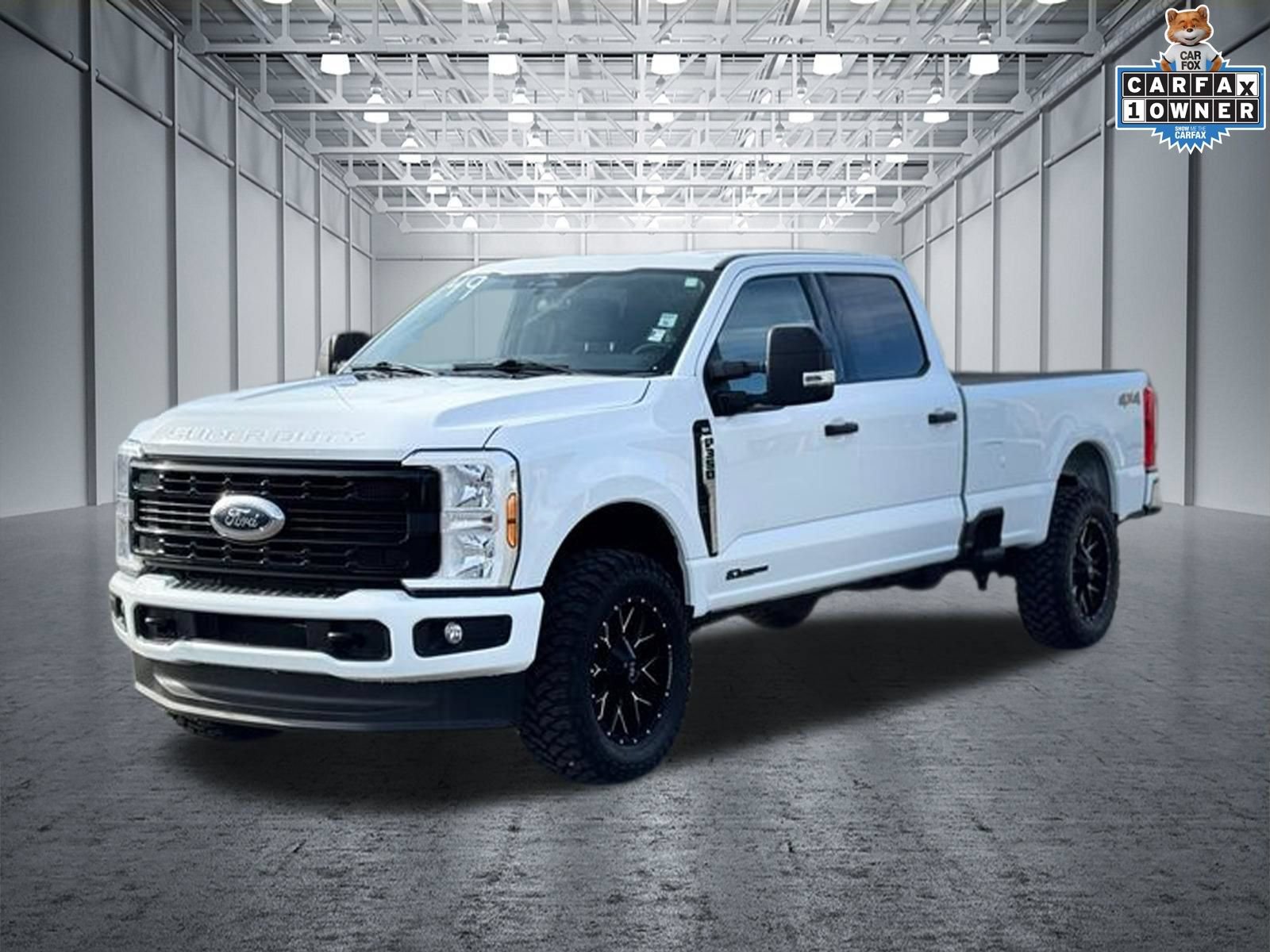 Used 2024 Ford F350 XLT AWD/4WD image 4