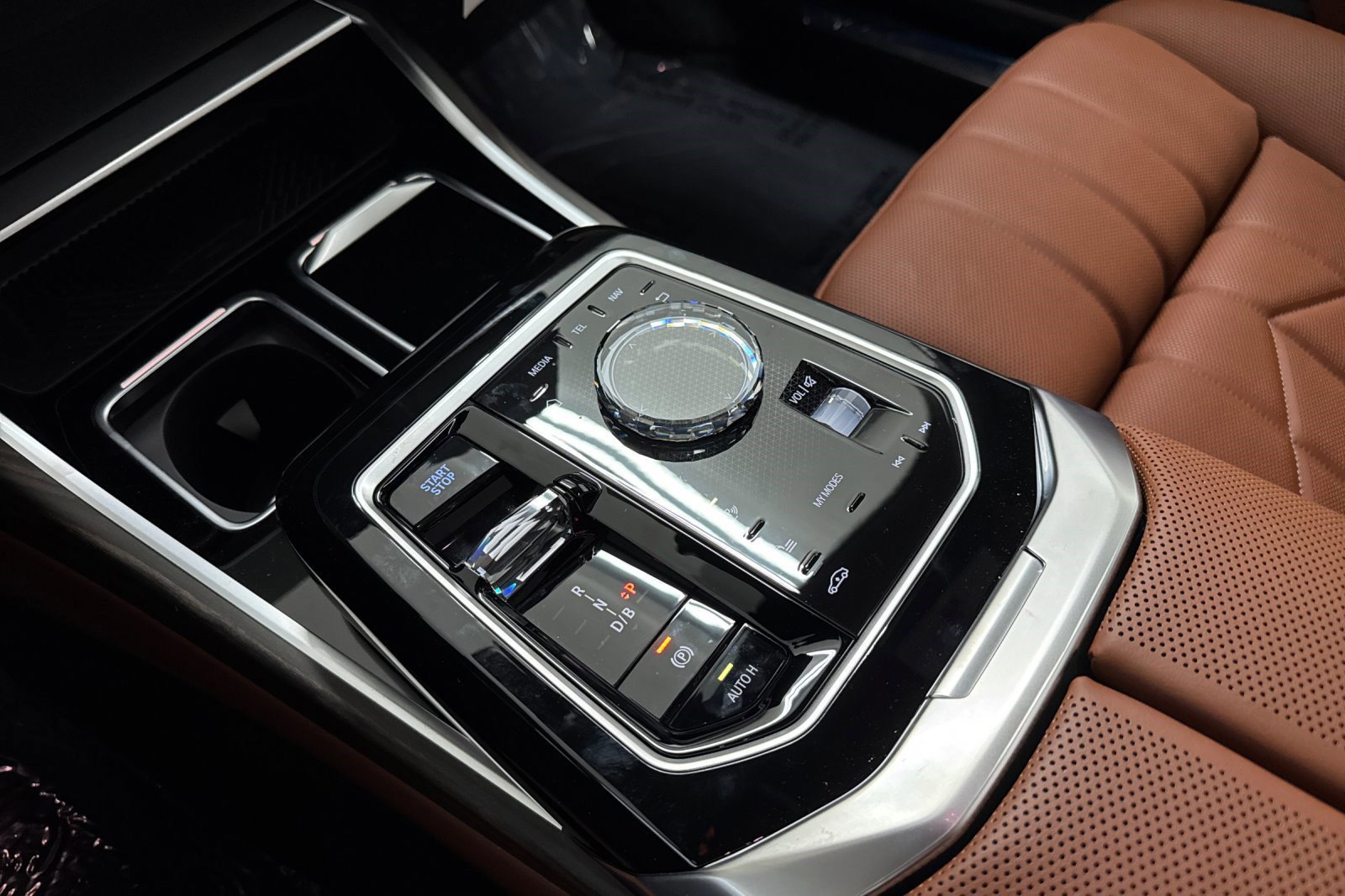 New 2025 BMW i7 xDrive60 image 17