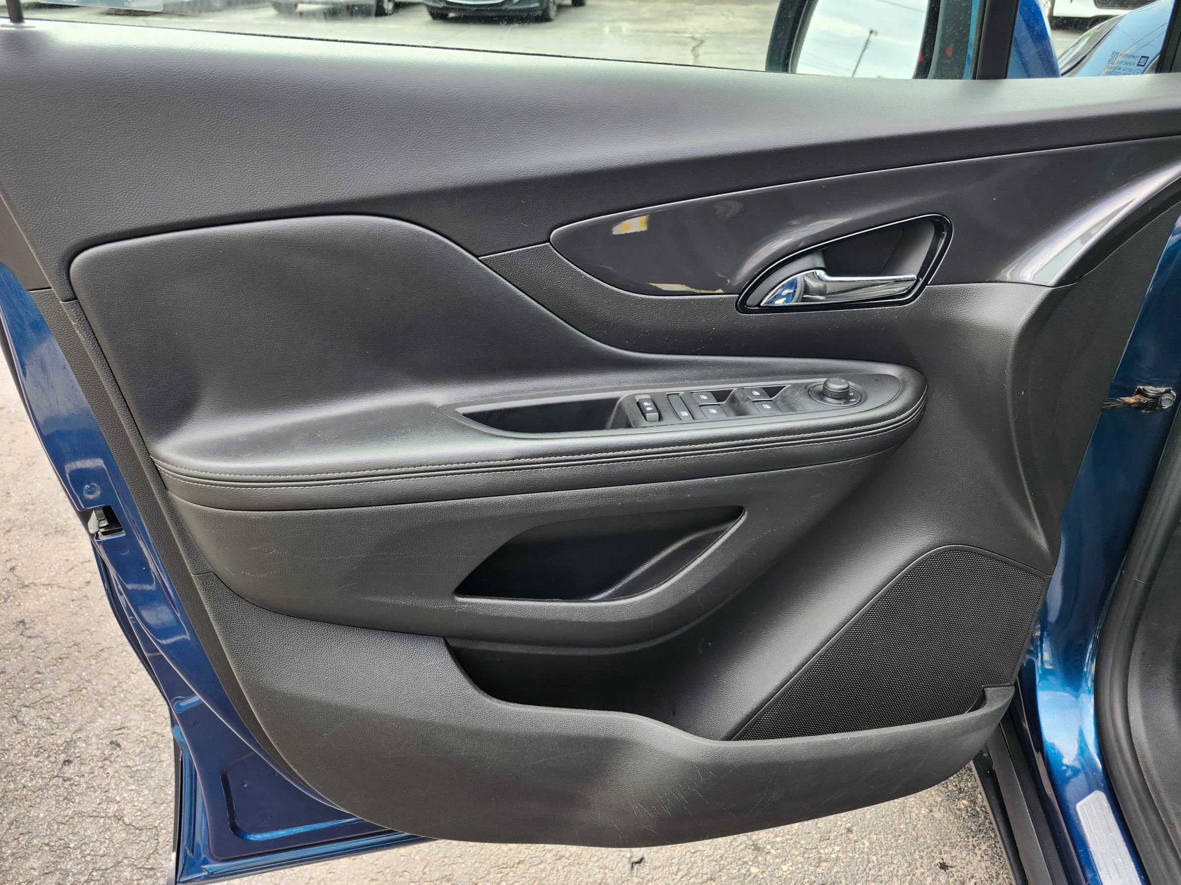 Used 2019 Buick Encore Preferred image 13