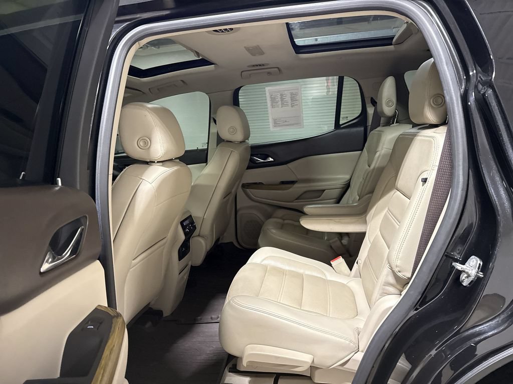 Used 2018 GMC Acadia Denali w/ LPO, Floor Liner Package AWD/4WD image 24
