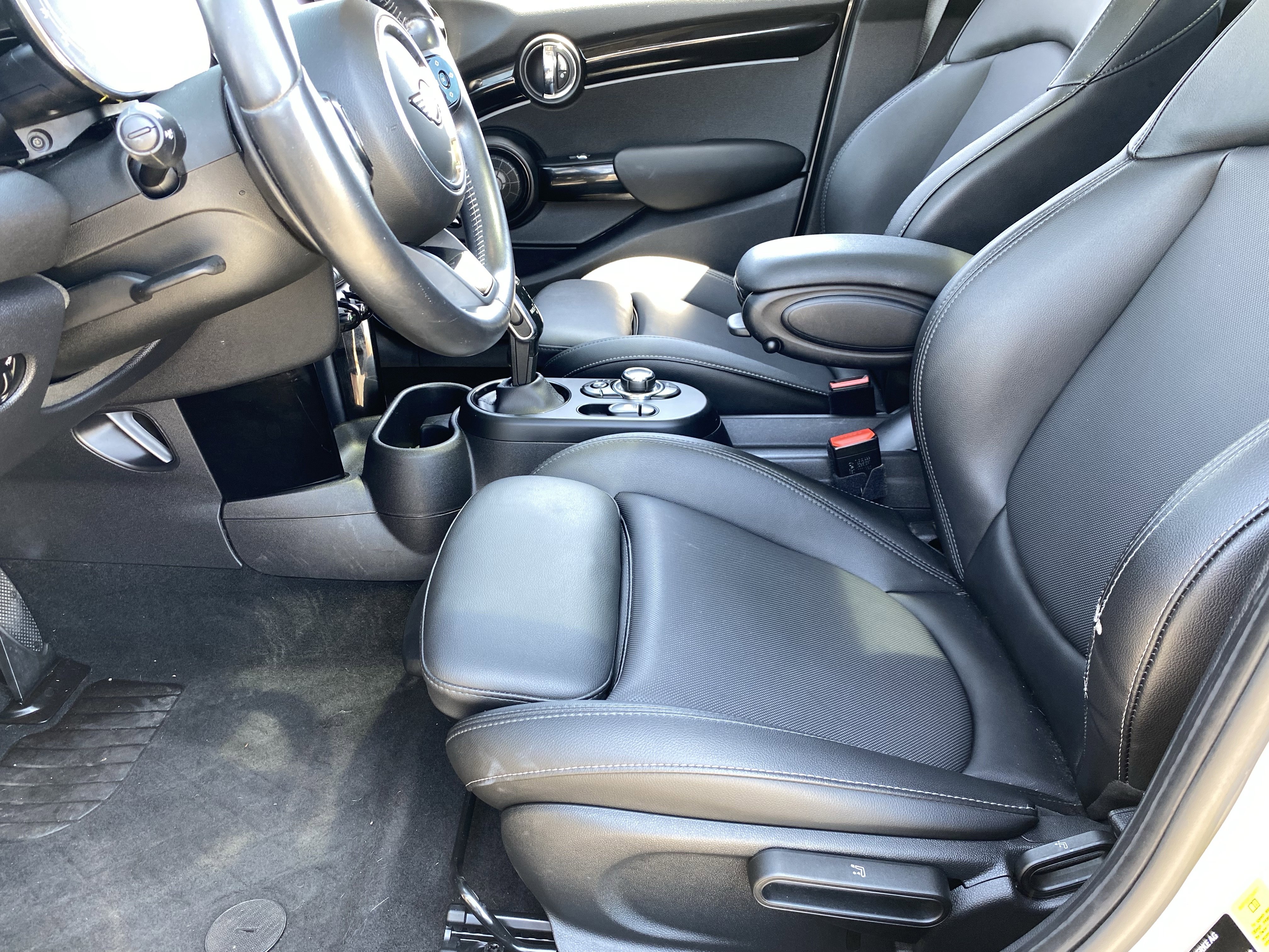 Used 2022 MINI Cooper S w/ Driver Assistance Package FWD image 16